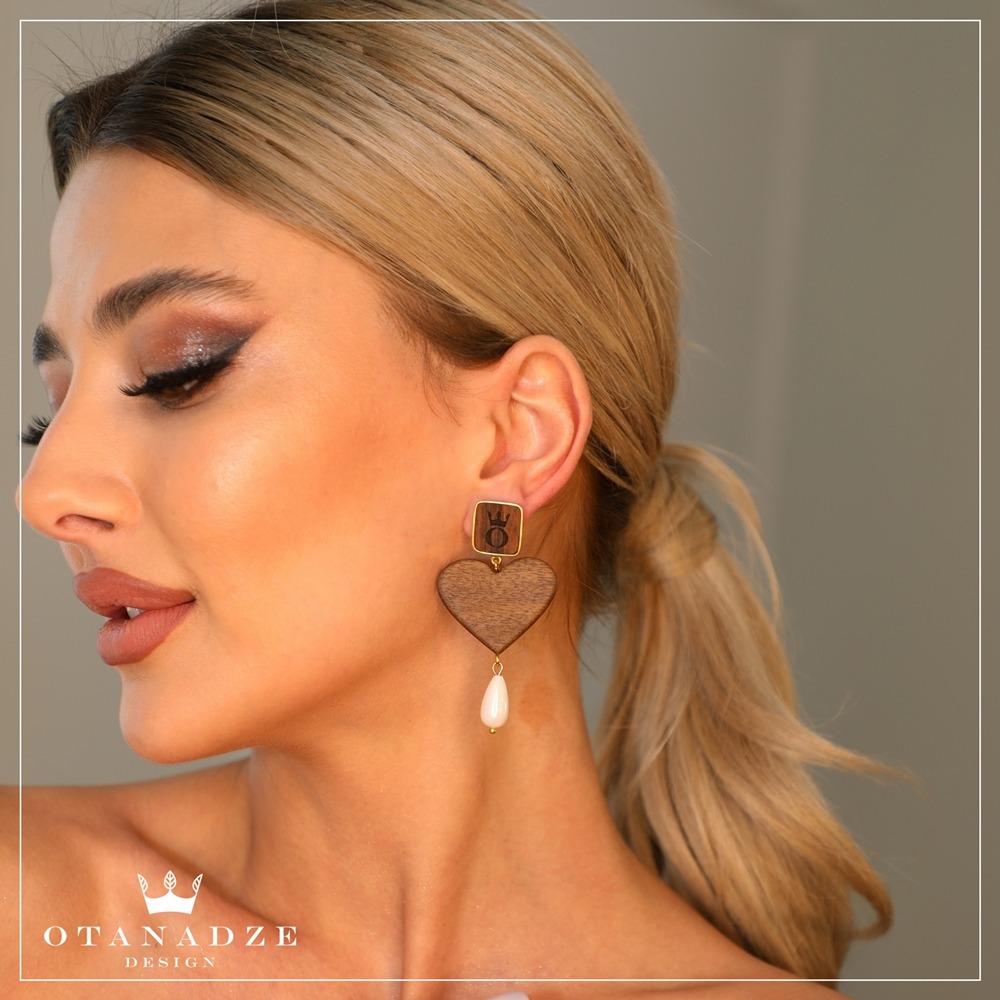 Handmade Wooden Earrings With White Majorca